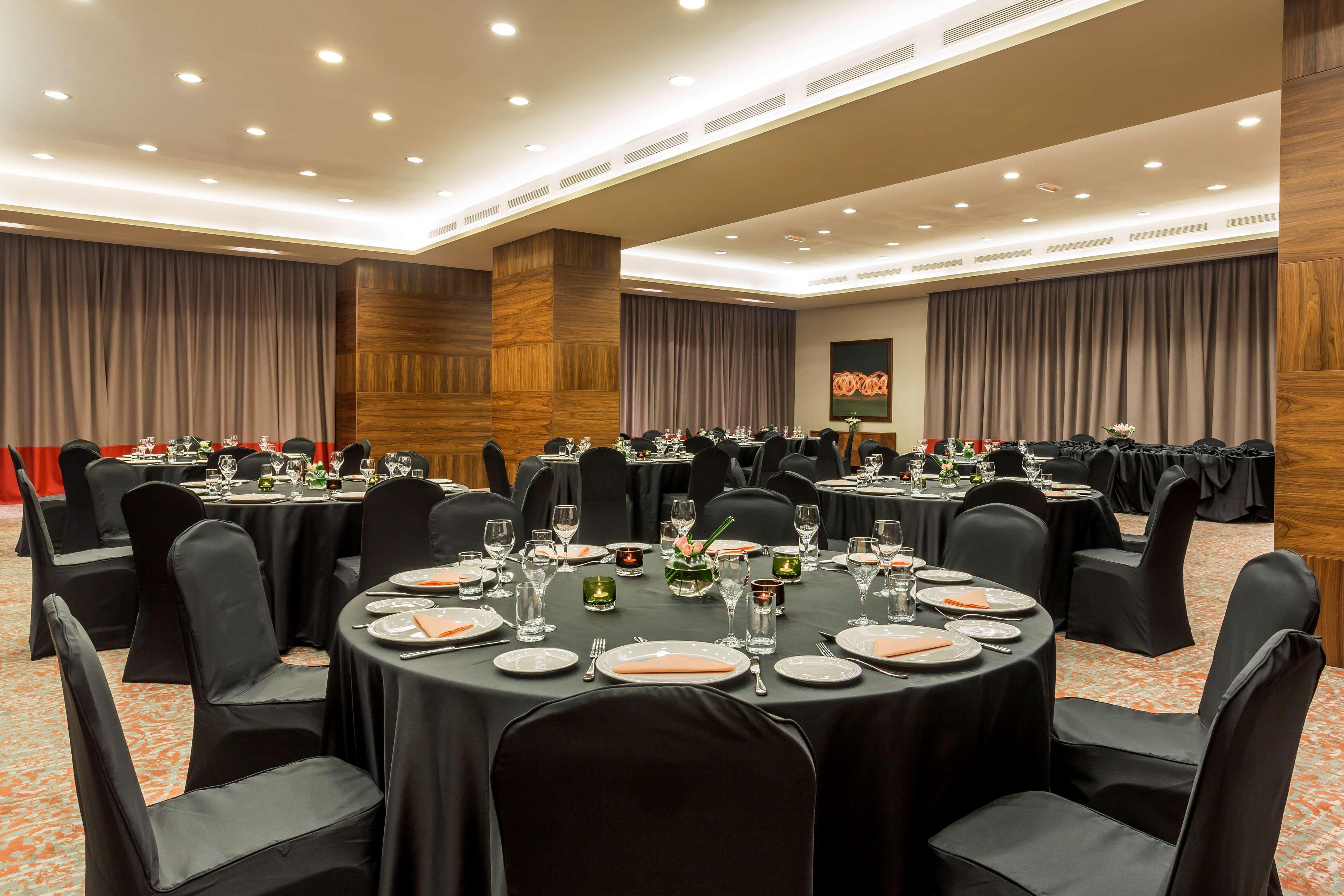 Hilton Garden Inn Tanger City Center Ngoại thất bức ảnh